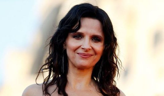 Juliette Binoche dit « comprendre » les « gilets jaunes »
